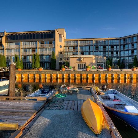 Oceanfront Suites At Cowichan Bay Esterno foto