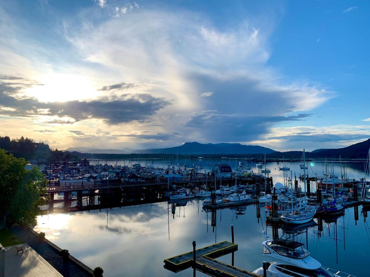 Oceanfront Suites At Cowichan Bay Esterno foto