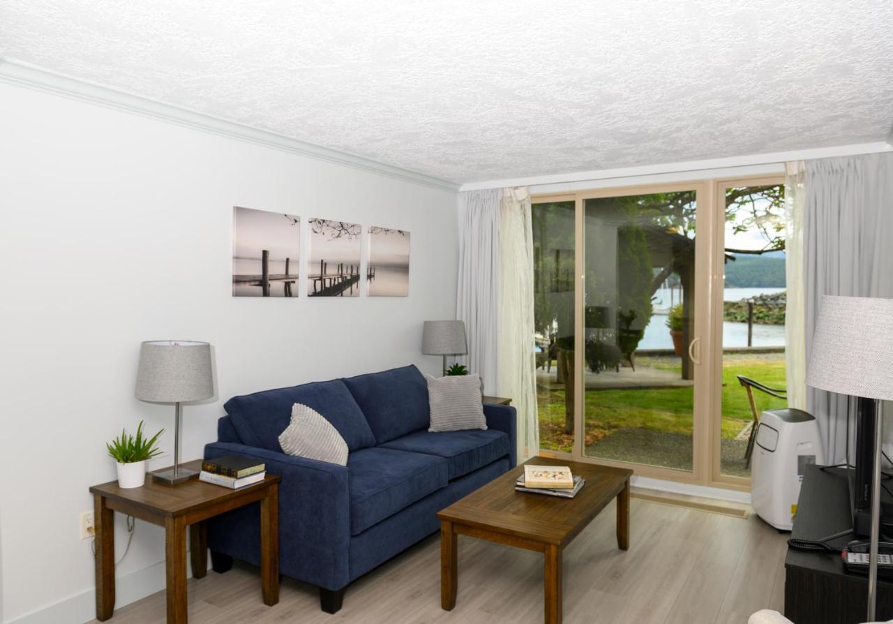 Oceanfront Suites At Cowichan Bay Esterno foto