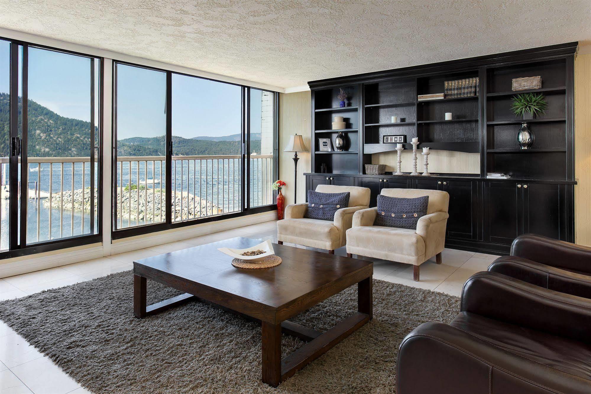 Oceanfront Suites At Cowichan Bay Esterno foto