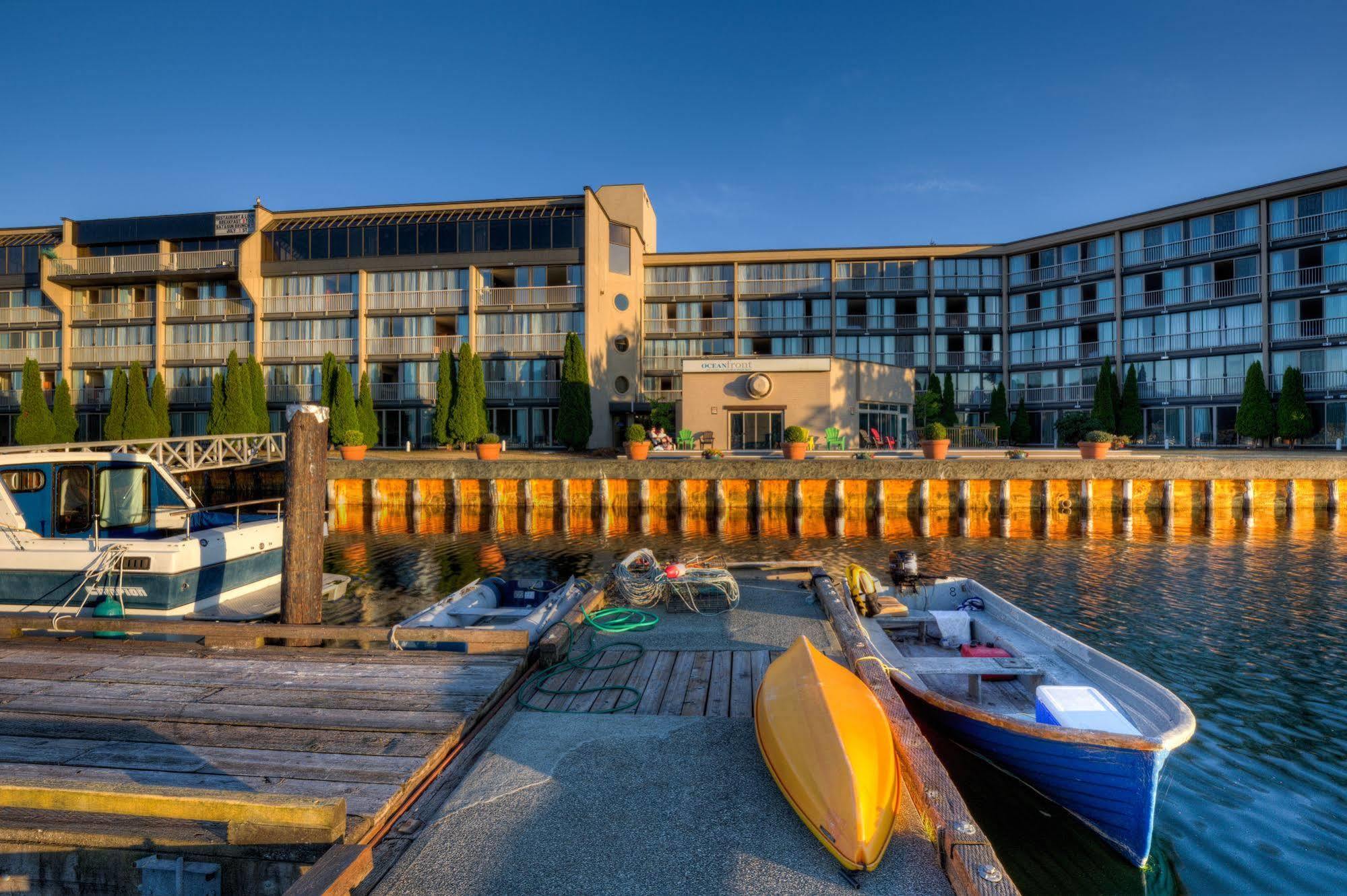 Oceanfront Suites At Cowichan Bay Esterno foto